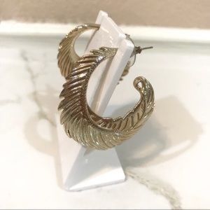 Kendra Scott Gold Sculpted Feather Hoop Earrings